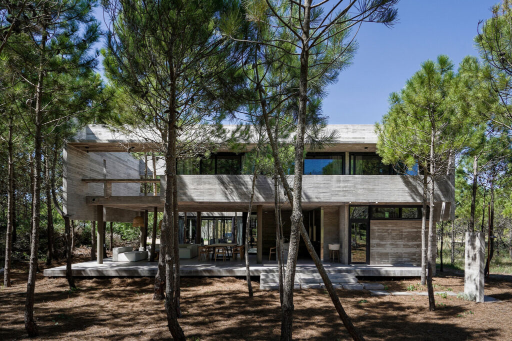 Tres obras - Paisaje y arq